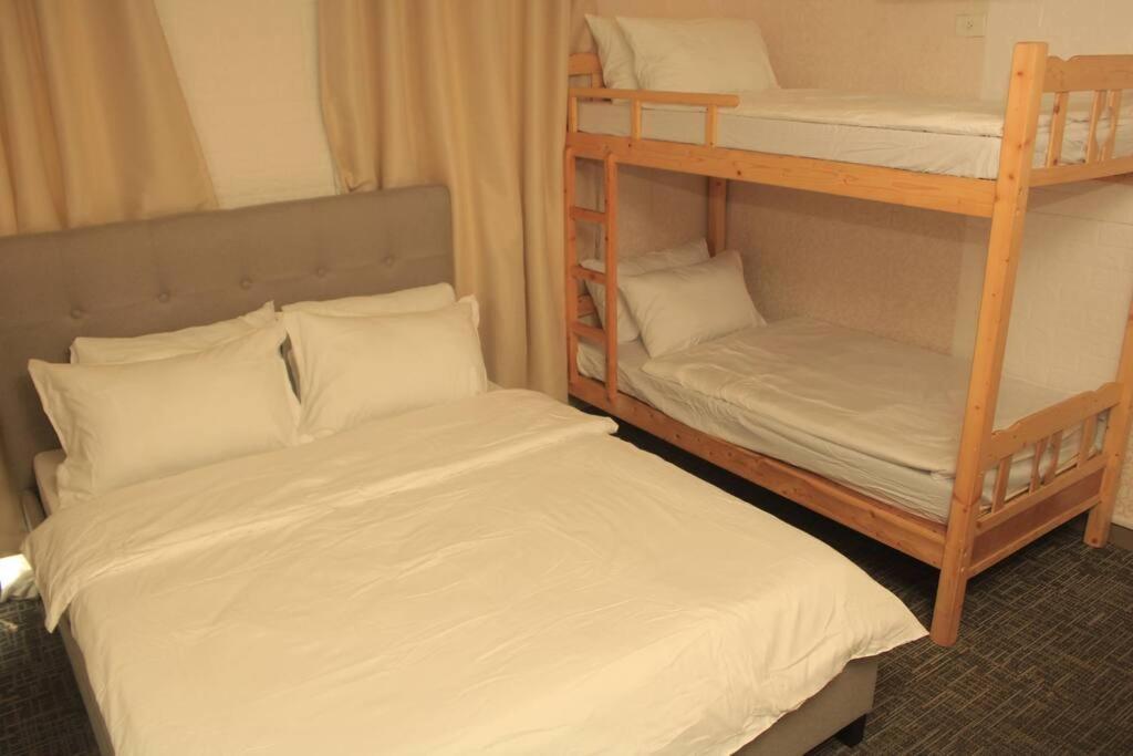 A2J Luxury 1Br Balcony Suite Near Venice Mall Bgc Manila Dış mekan fotoğraf