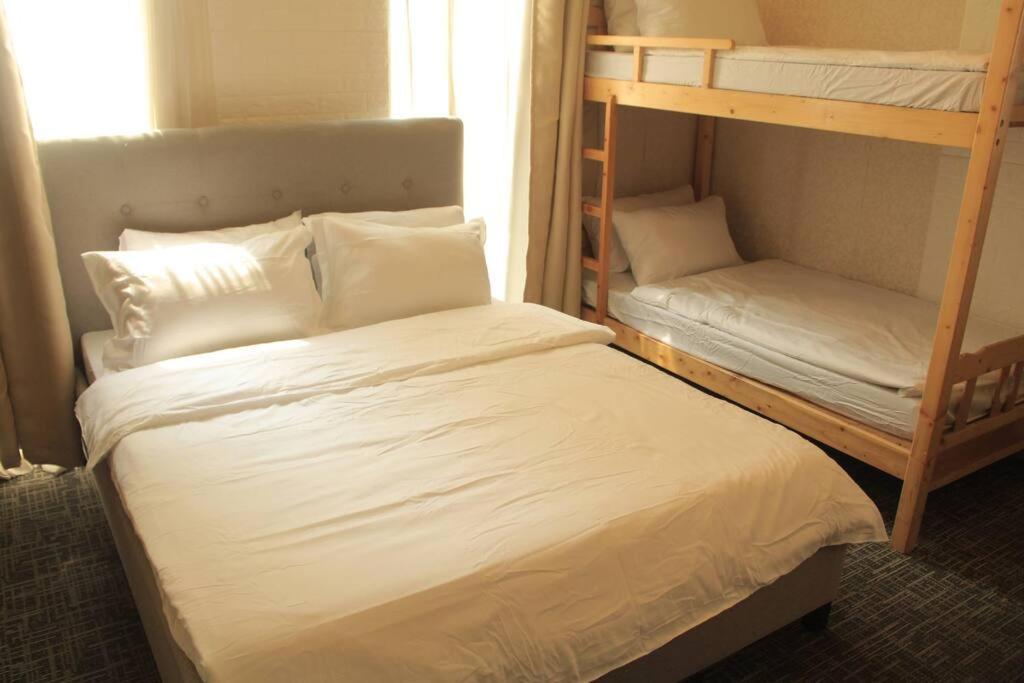A2J Luxury 1Br Balcony Suite Near Venice Mall Bgc Manila Dış mekan fotoğraf