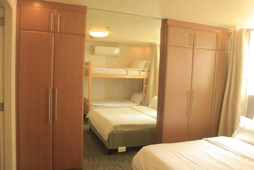 A2J Luxury 1Br Balcony Suite Near Venice Mall Bgc Manila Dış mekan fotoğraf